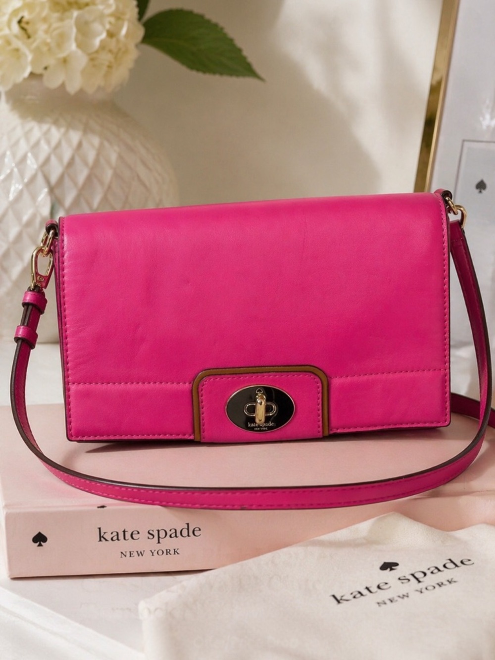 Kate Spade Pink Leather Crossbody Wallet Clutch Turnlock NWT
